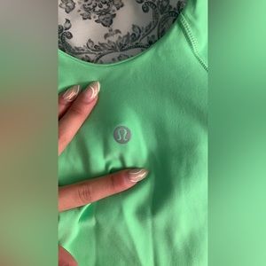 Cropped align tank size 4